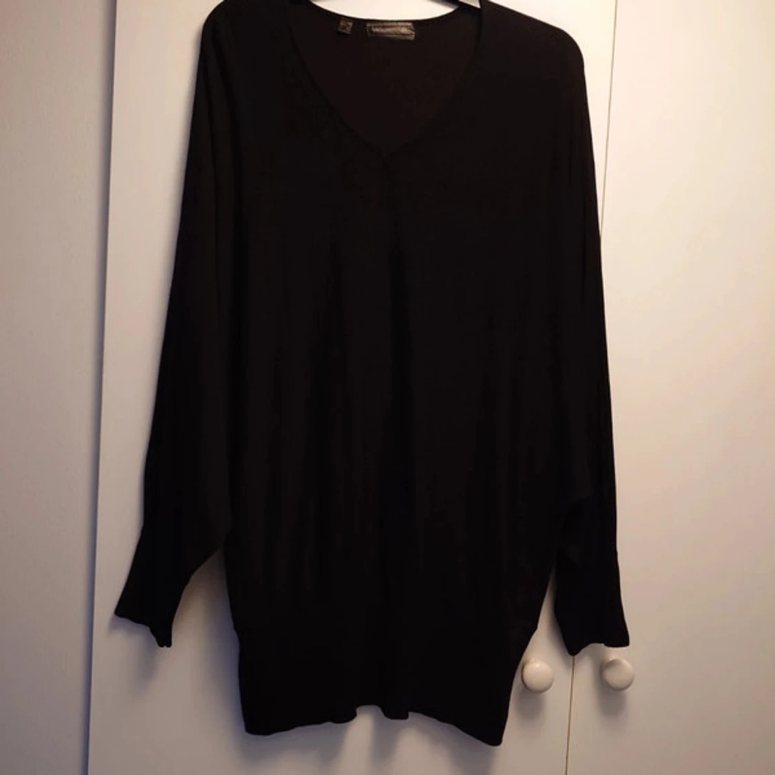 Svart v-ringad tröja från bpc selection - 3