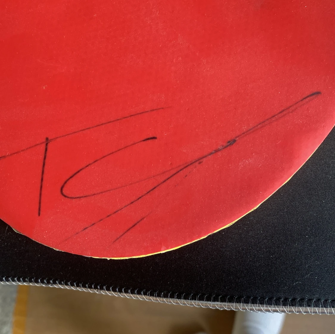 Signerat Truls rack med 3 stycken pingis bollar - 1