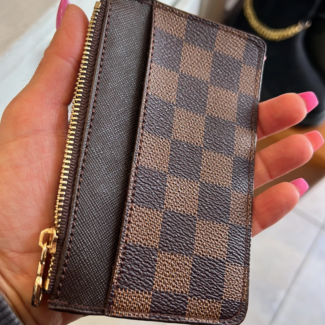 Bruna kort hållare   - 1