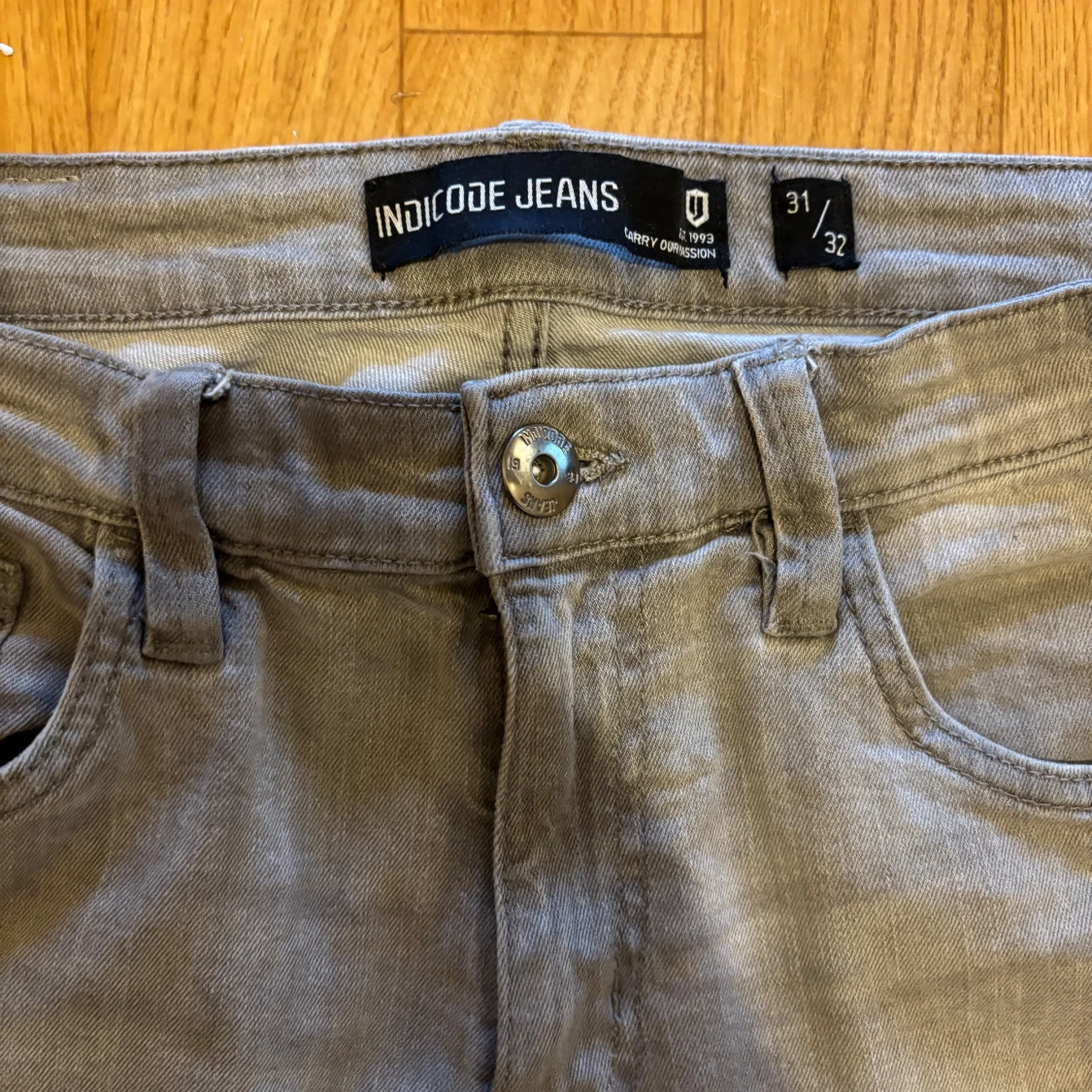 Grå jeans från Indicode Jeans 31/32 - 2