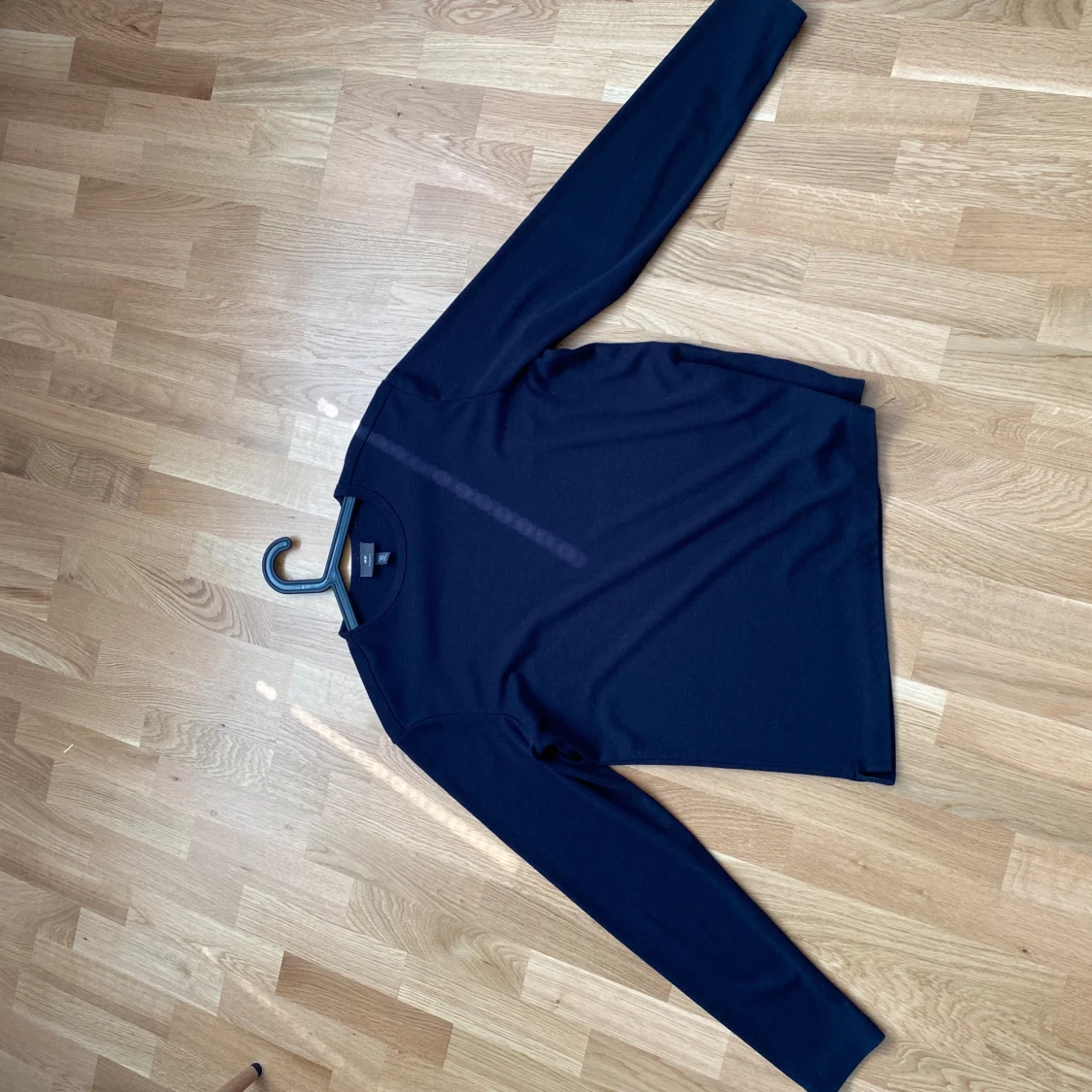 Svart långärmad tröja från H&M - 1