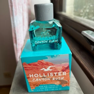 Hollister Canyon Rush Eau de Toilette - Säljer Hollister canyon rush edt 50ml, aldrig använd. Nypris 319kr