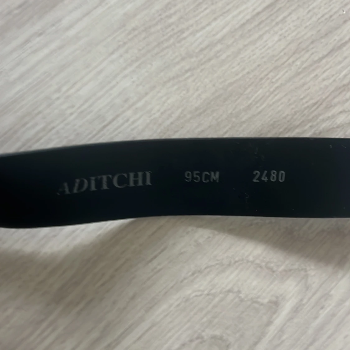 Svart skärp från ADITCHI i skinn - 2