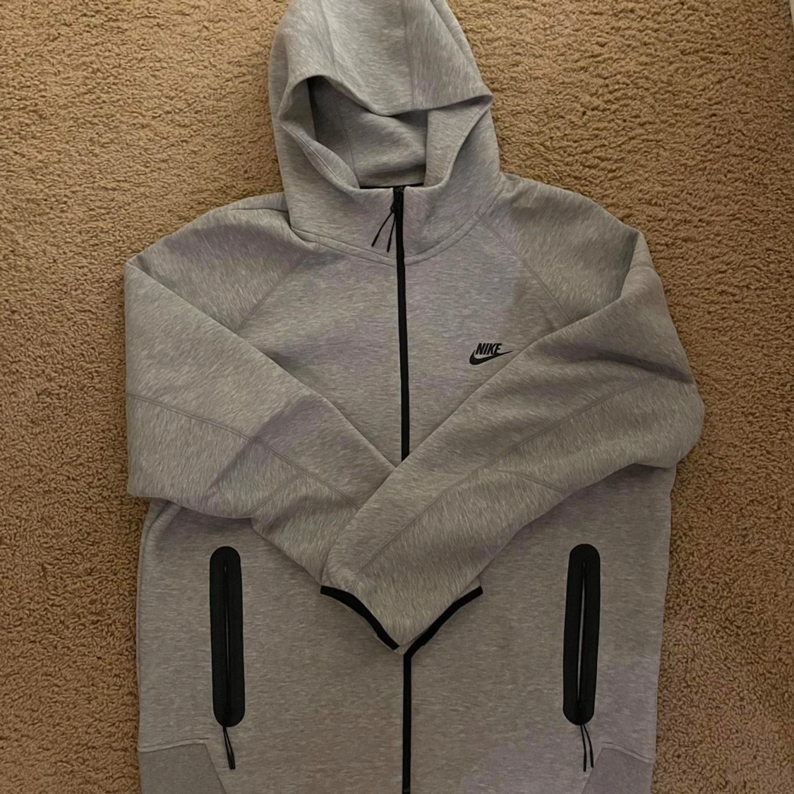 Grå Nike hoodie med dragkedja - 1