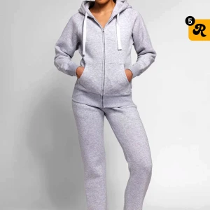 !SÖKER! Grå russemerch  - Söker grå russemerch i storlek s eller xs
