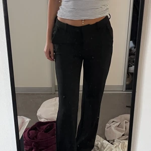 Kostymbyxor - Från vero moda, aldrig använda