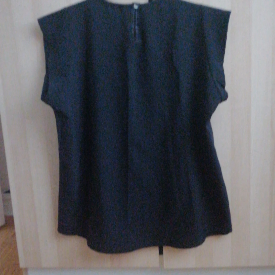 Svart ärmlös topp från Pirita Export - 2