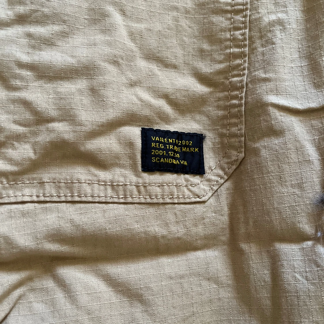 Beige byxor från Vailent - 1