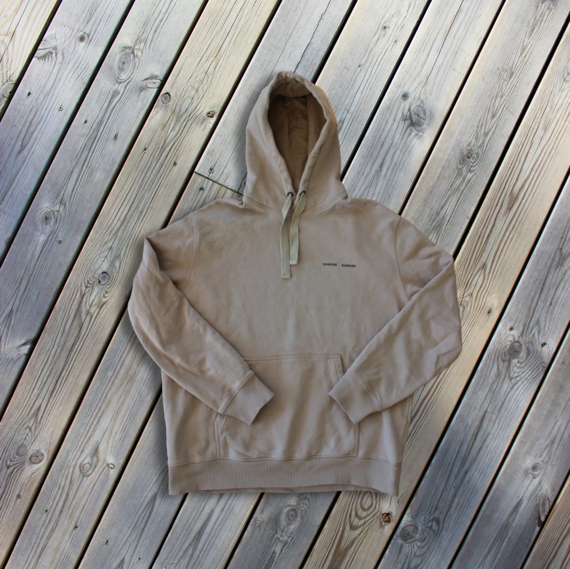 Beige hoodie från Samsøe Samsøe