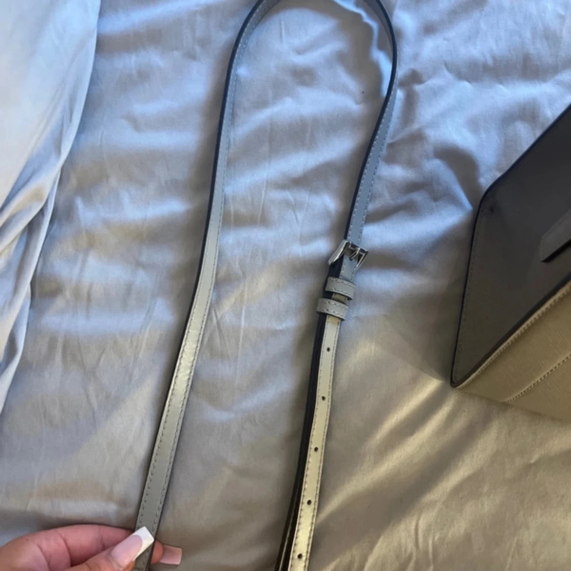 Grå handväska från Michael Kors - 3