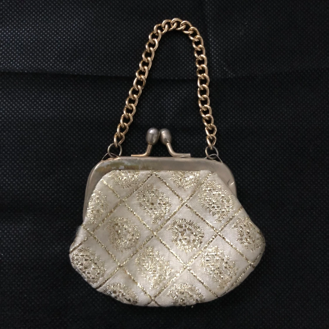 Elegant kuvertväska med kedja