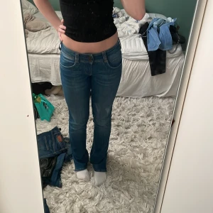 Jeans - Blåa unika jeans 