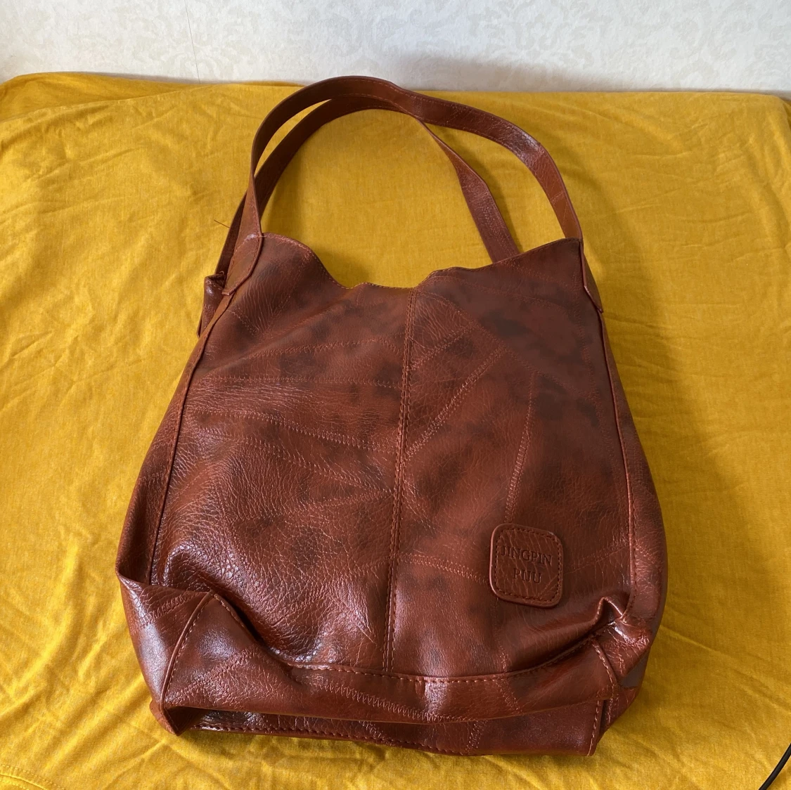 Brun axelväska i skinn - 3