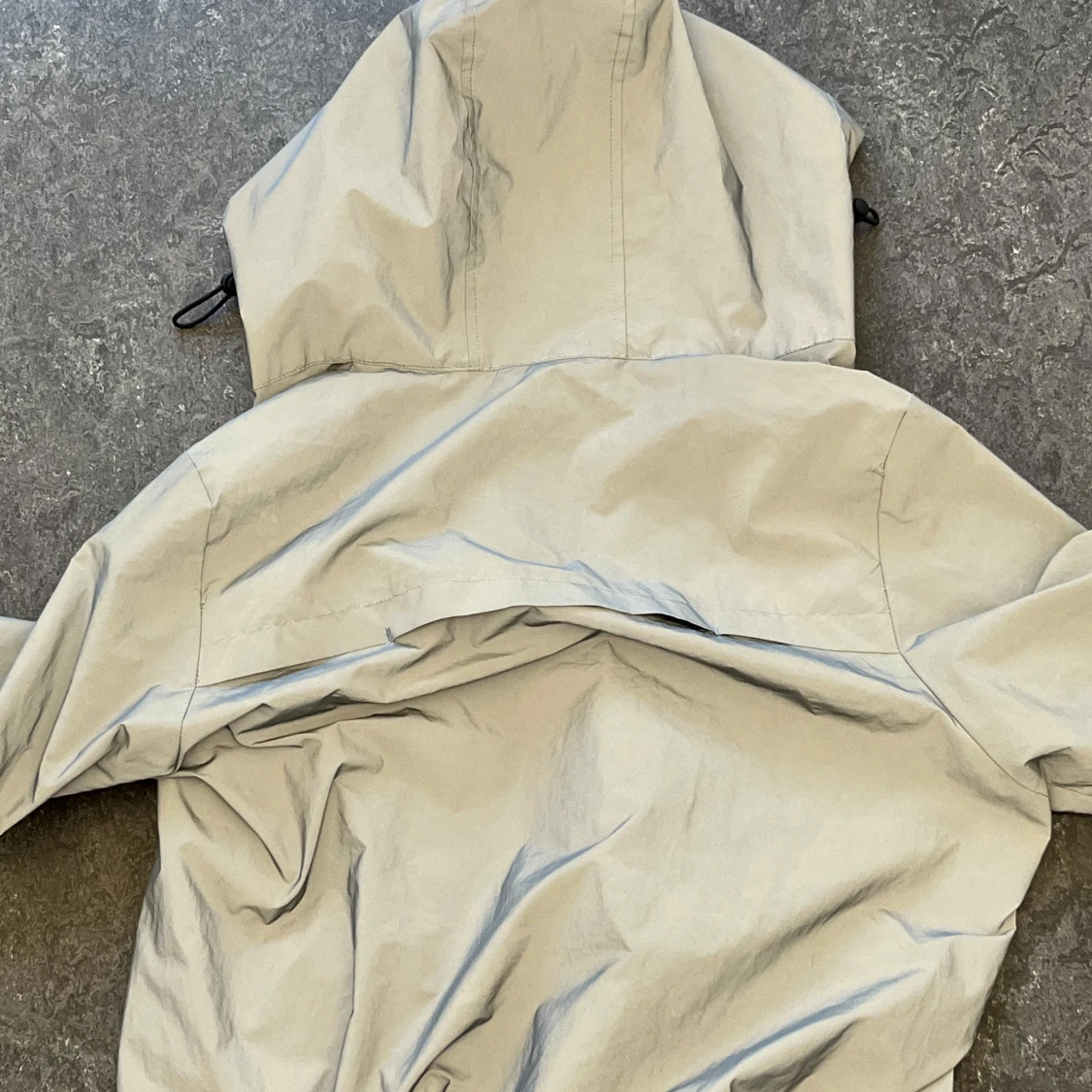 Grå vindjacka från Ellesse - 4