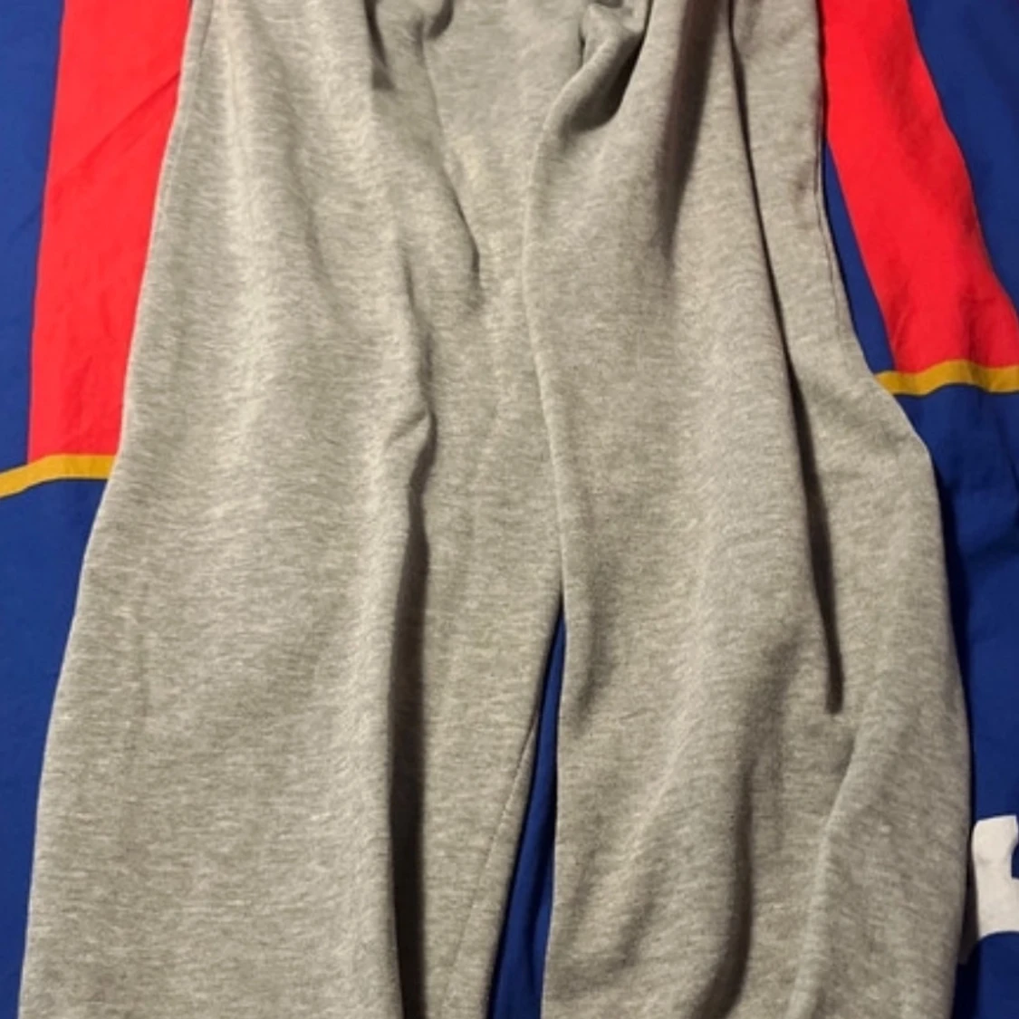 Grå mjukisbyxor - 1