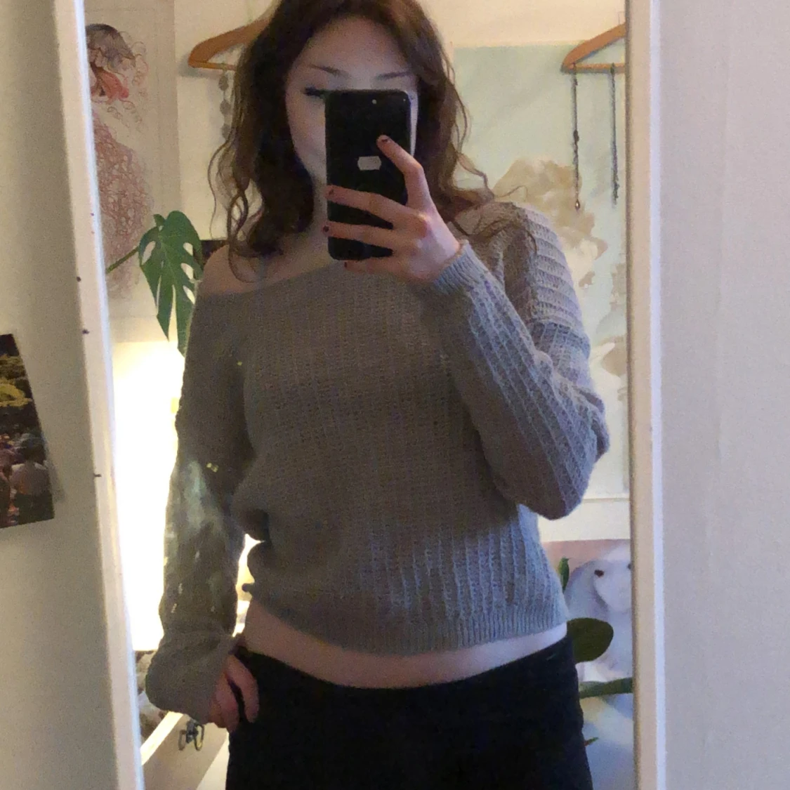 Grå stickad offshoulder tröja från United Colors of Benetton