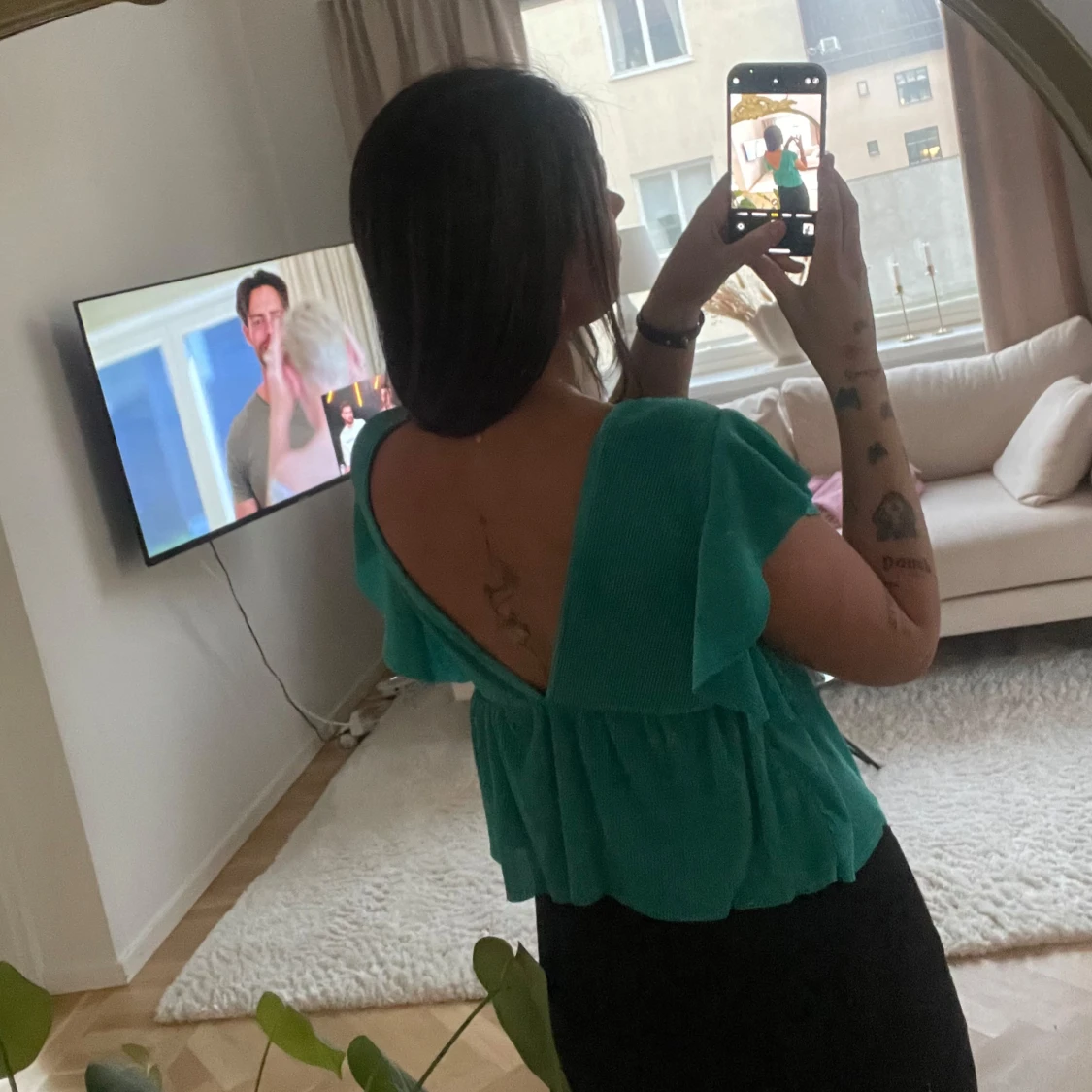 Grön v-ringad blus - 1