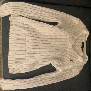 Ralph lauren tröja - Jättefin Ralph lauren stickad tröja! Använd 1-2 gånger. 