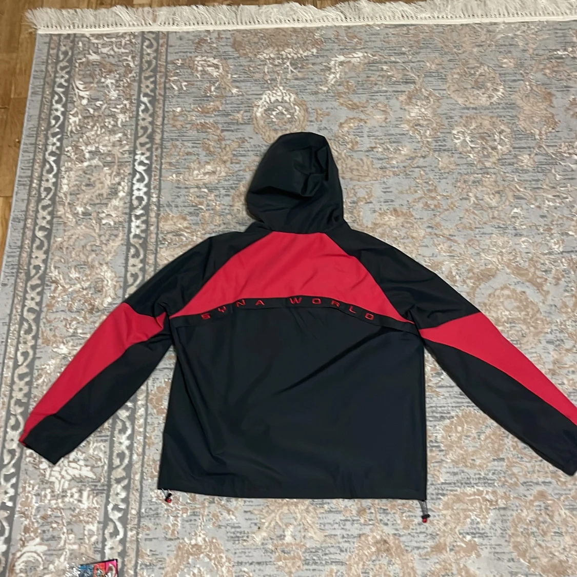 ”Syna world windbreaker  - 1