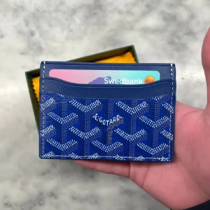 Korthållare - Mörkblå korthållare 