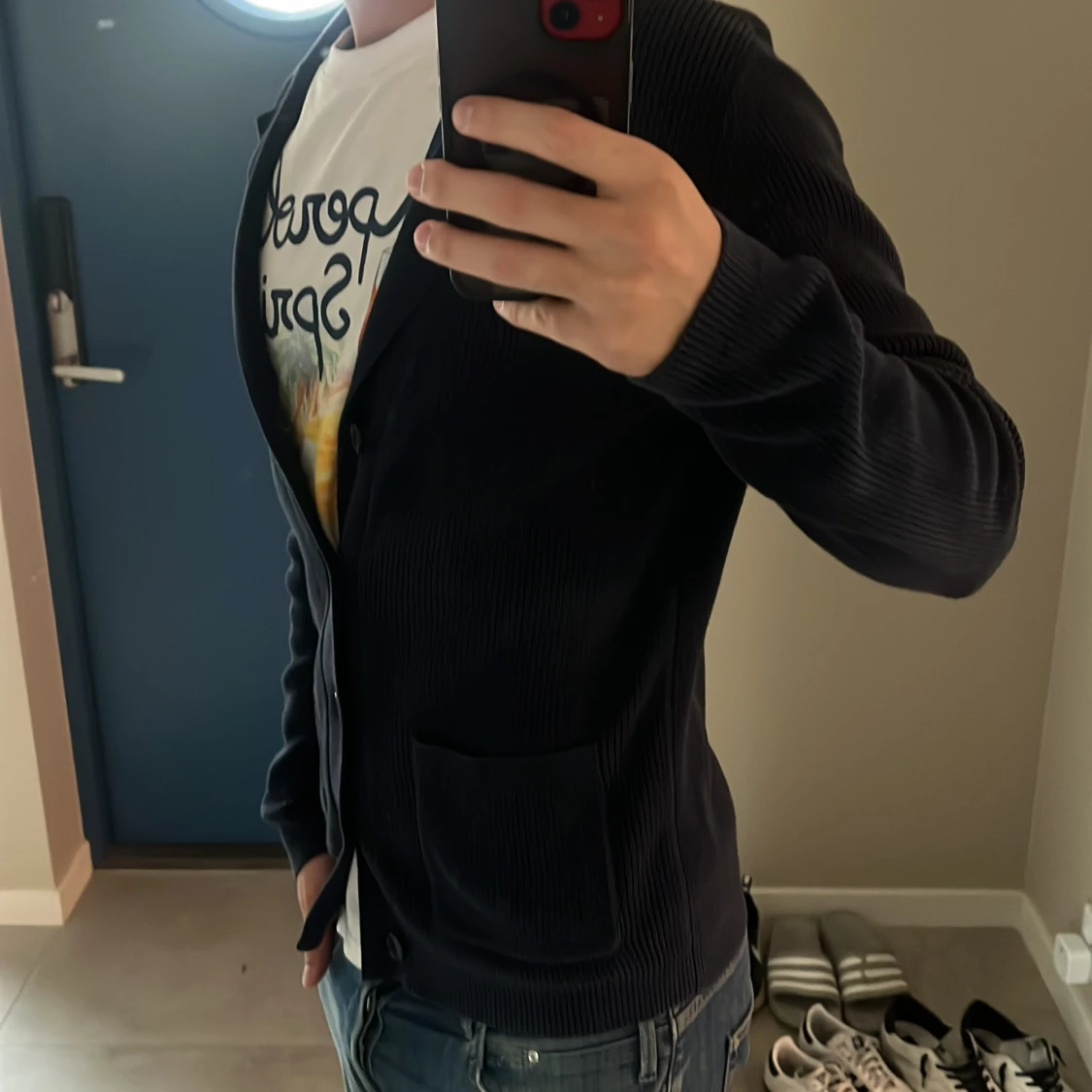 Mörkblå kofta med knappar från Dressmann - 2