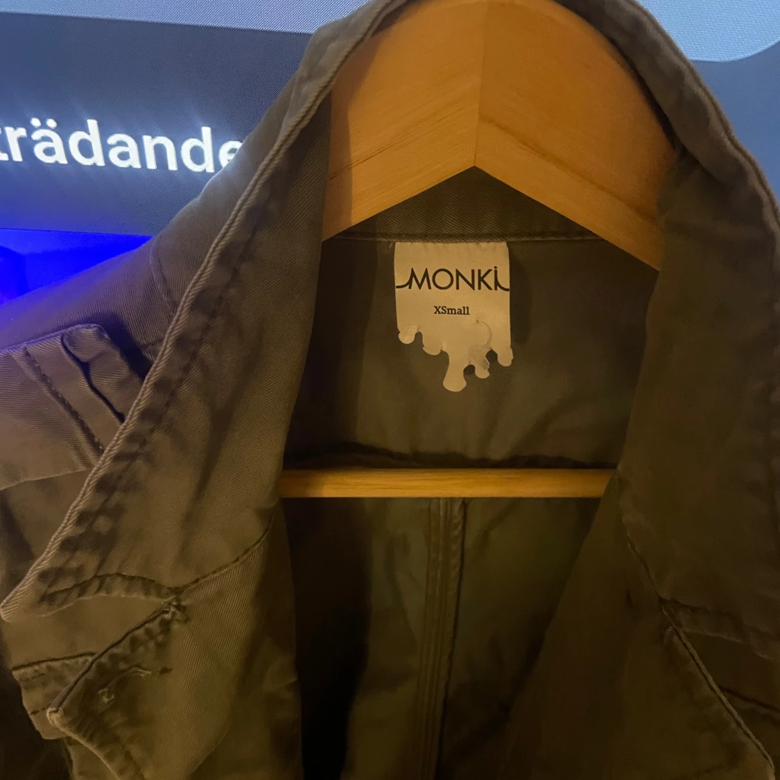 Grön kappa/jacka från monki  - 2