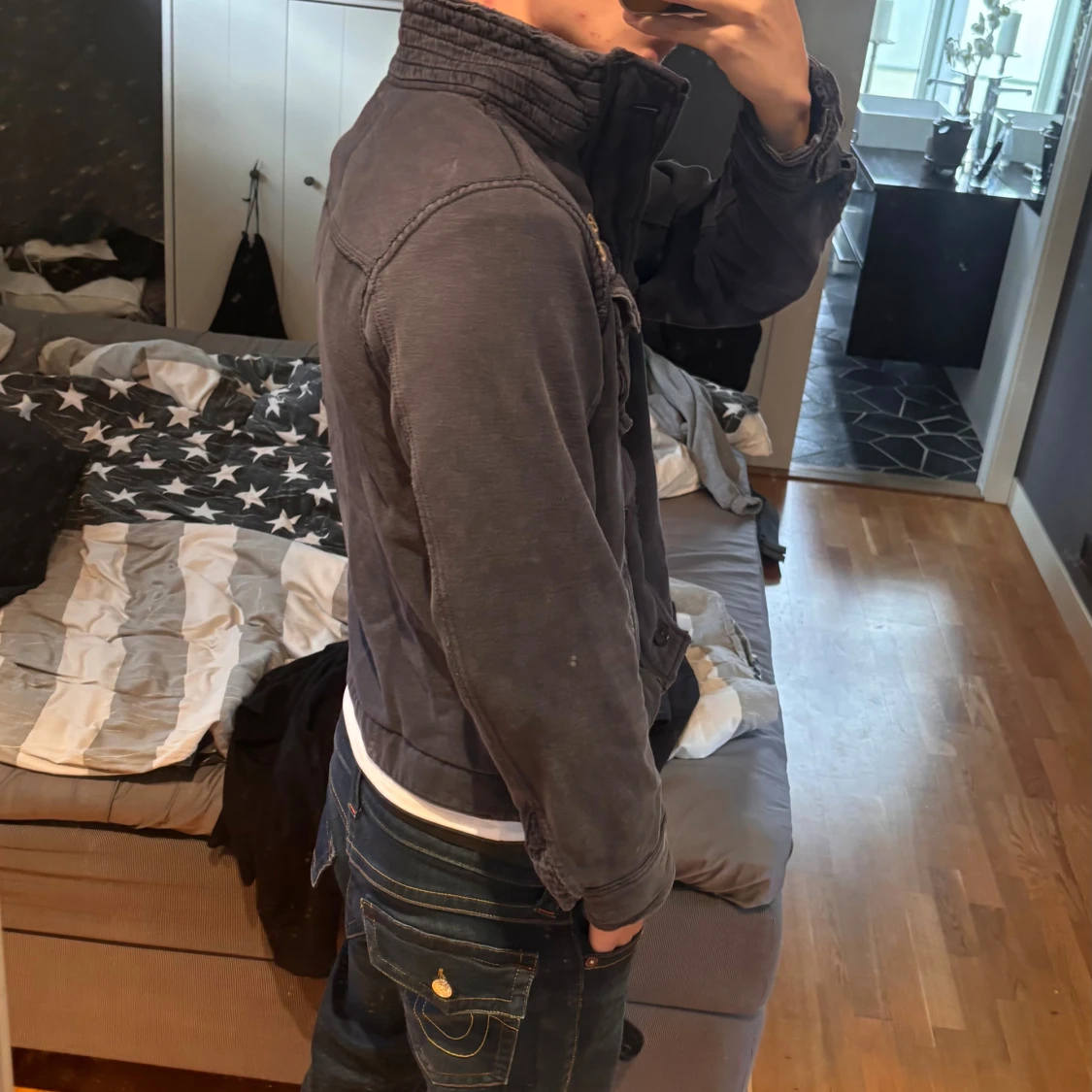 Mörkblå jacka från Abercrombie - 1