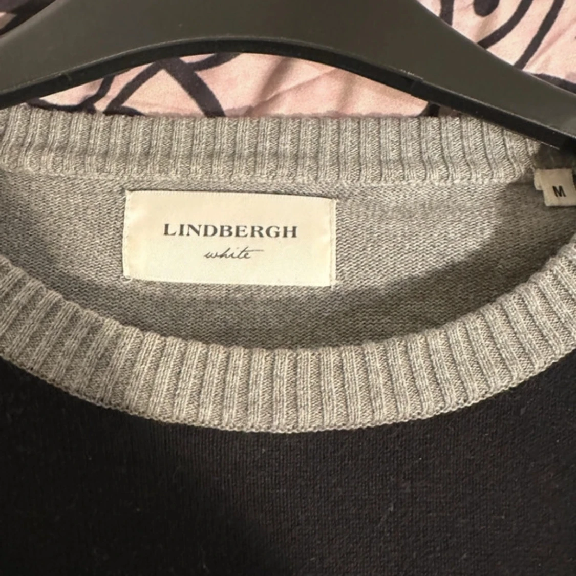 Grå och svart tröja från Lindbergh - 2