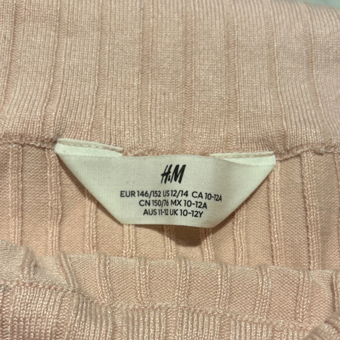 Ljusrosa ribbad offshoulder topp H&M - 1