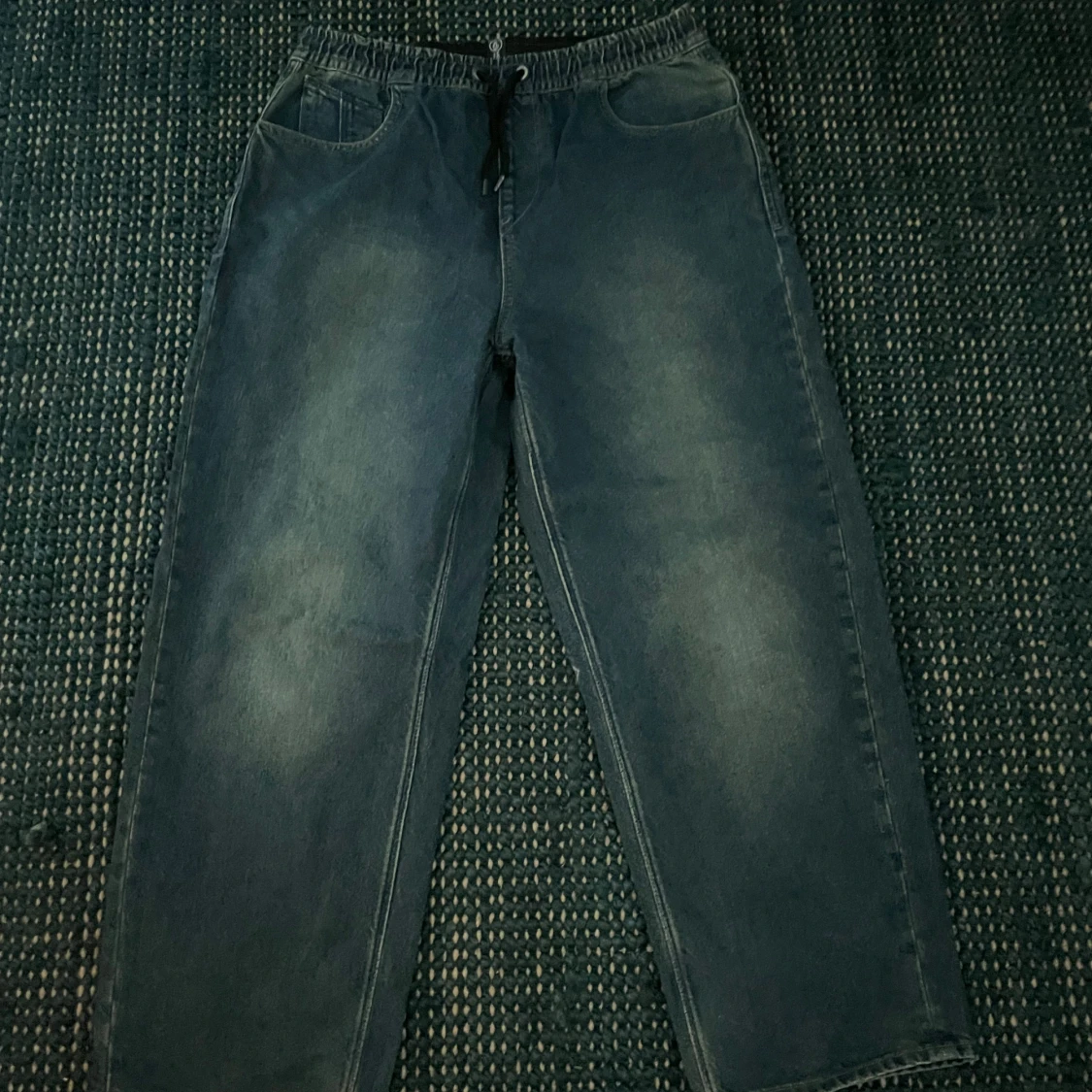 Blå loose jeans från Volcom