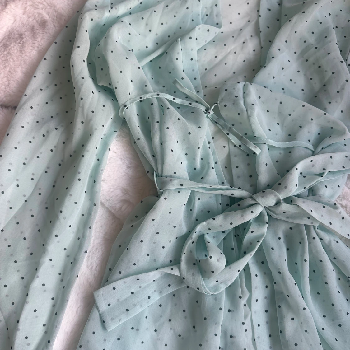 Ljusblå prickig morgonrock  - 1