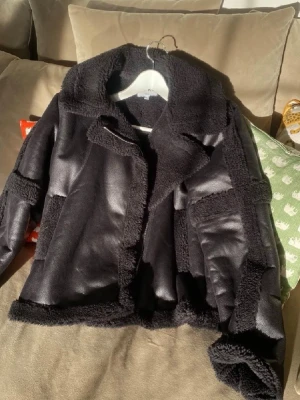 Jacka teddy - Använd 1 gång! Supersnygg!!!! 