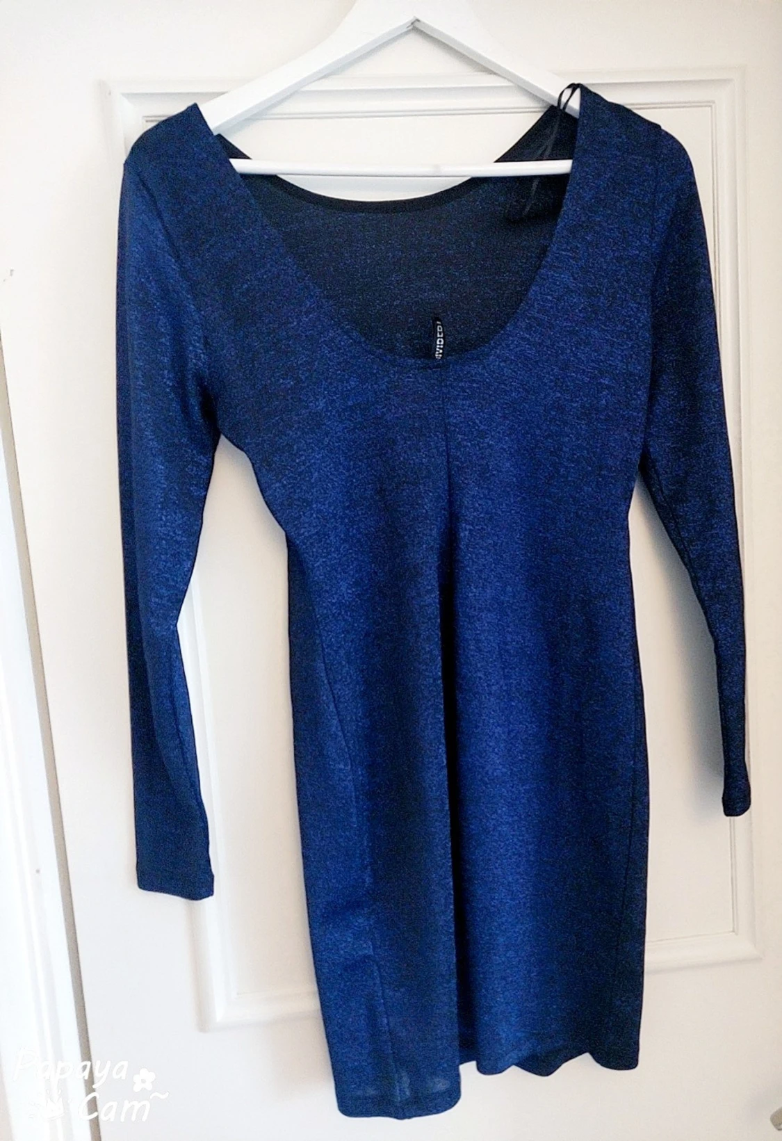 Mörkblå långärmad klänning H&M  - 2