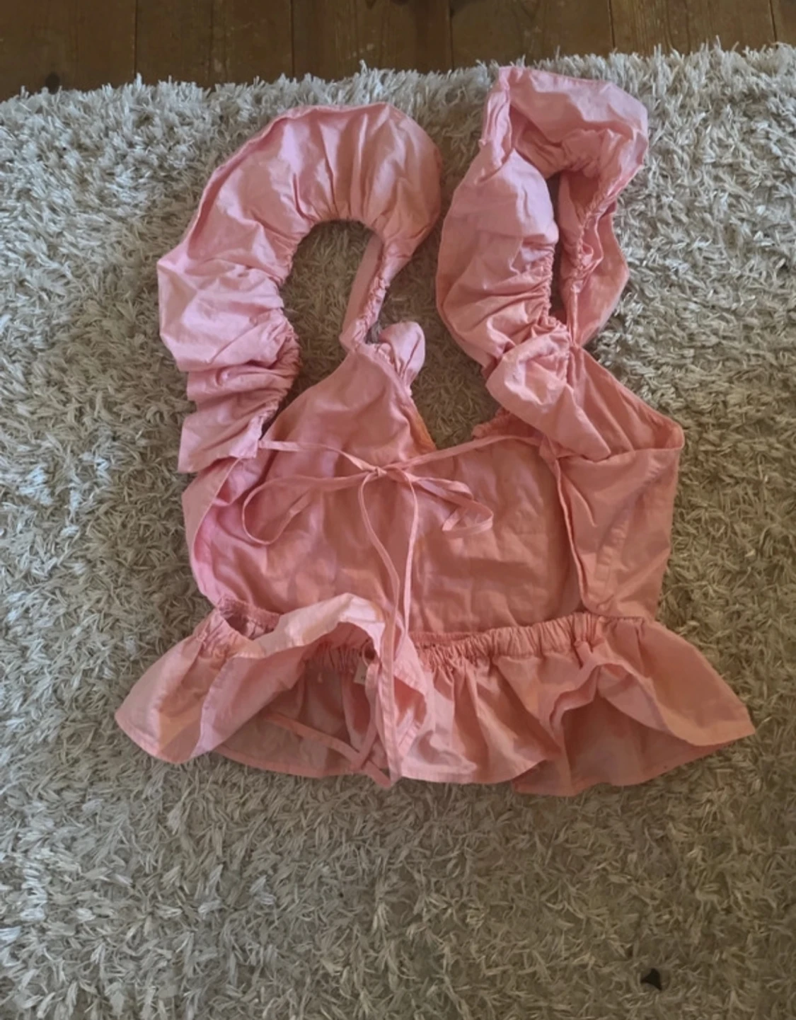 Rosa volangblus med puffärmar - 1