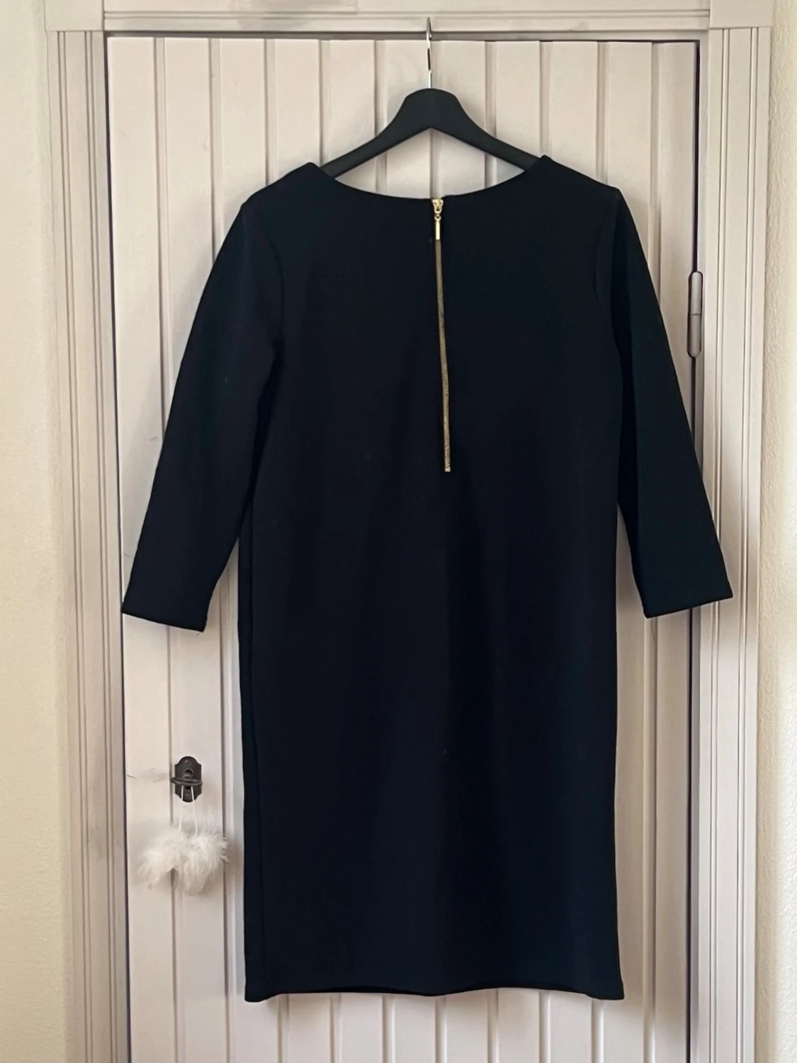 Svart klänning från Soaked in Luxury - 1