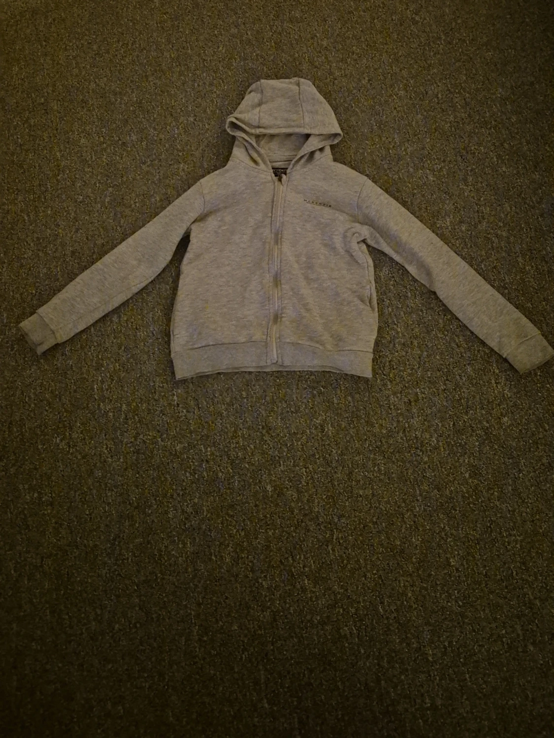 Grå mckenzie zip tröja