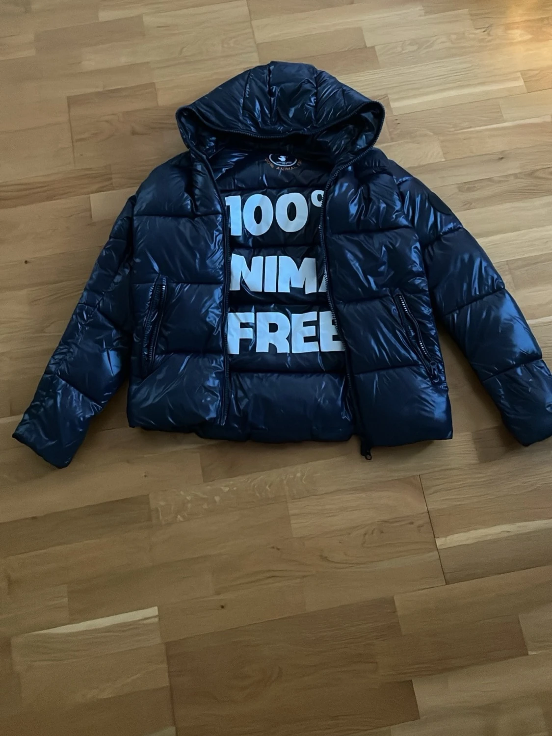 Mörkblå pufferjacka från Save The Duck