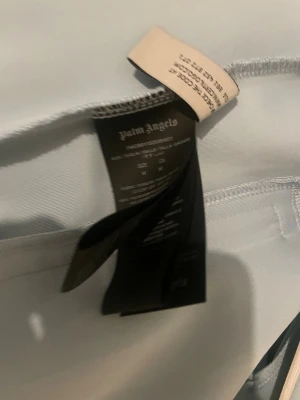 Äkta palm angels blå  - Mycket bra skick passar bra till allt typ äkta och du kan pruta priset 