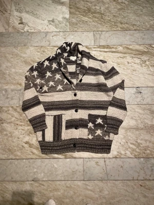 Ralph Lauren USA cardigan  - Rare Ralph Lauren Denim & Supply cardigan! St M! Hör av dig vid ytterligare frågor! Mvh Henry 