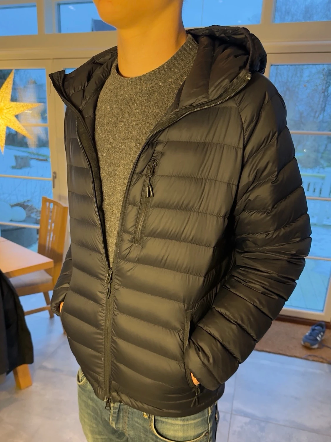 Svart jacka från Yôke - 2