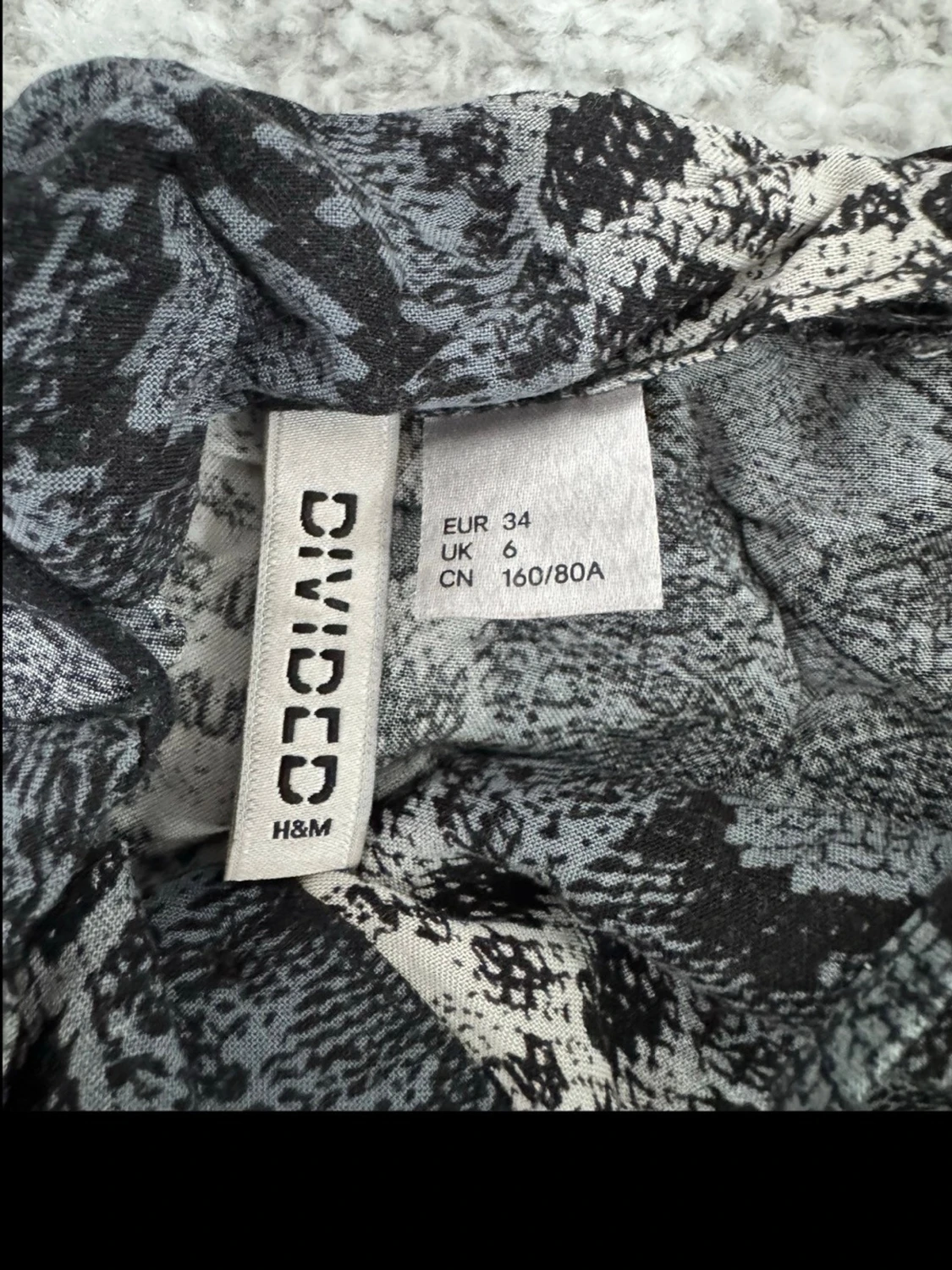 Svart och vit linnetopp från H&M Divided - 1