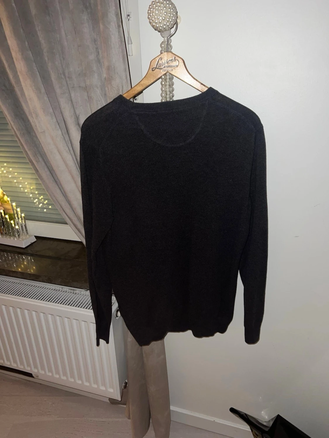 Mörkgrå tröja från Gant - 1