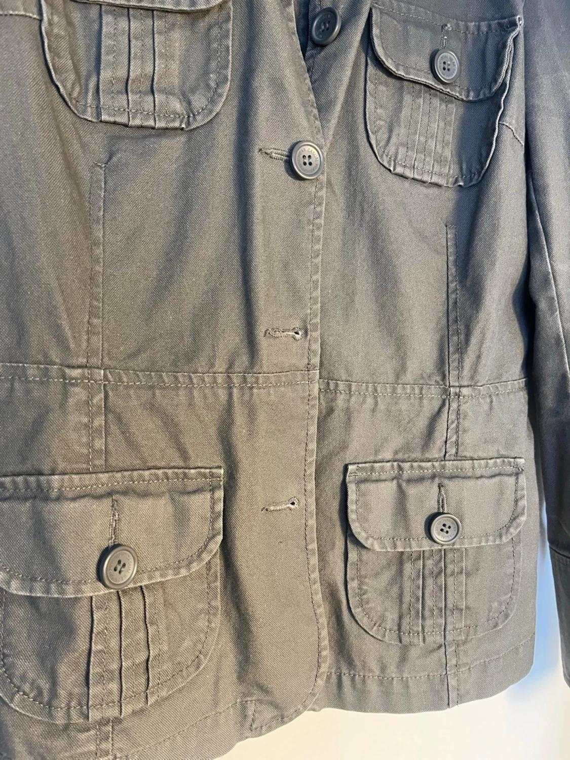 Olivgrön jeansjacka med fickor - 3