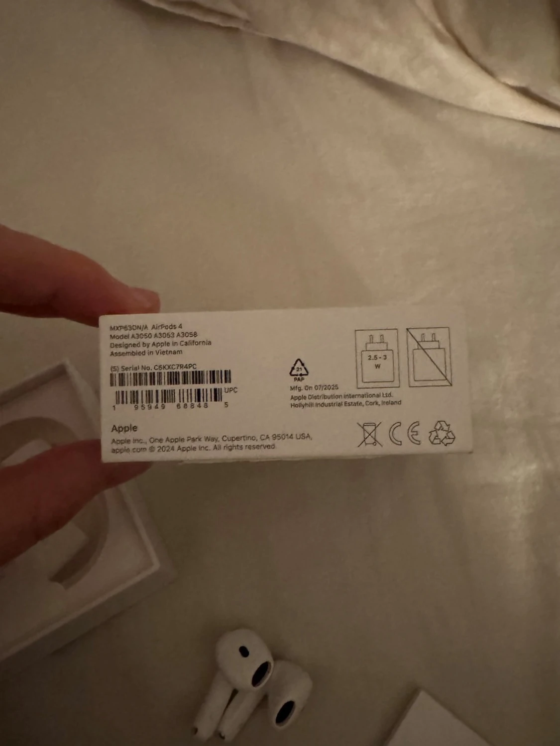 Apple AirPods 4 trådlösa hörlurar utan skal  - 2