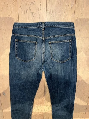 Acne jeans - Skick: 9/10 | 33/32 sitter som 32/30 i slim fit