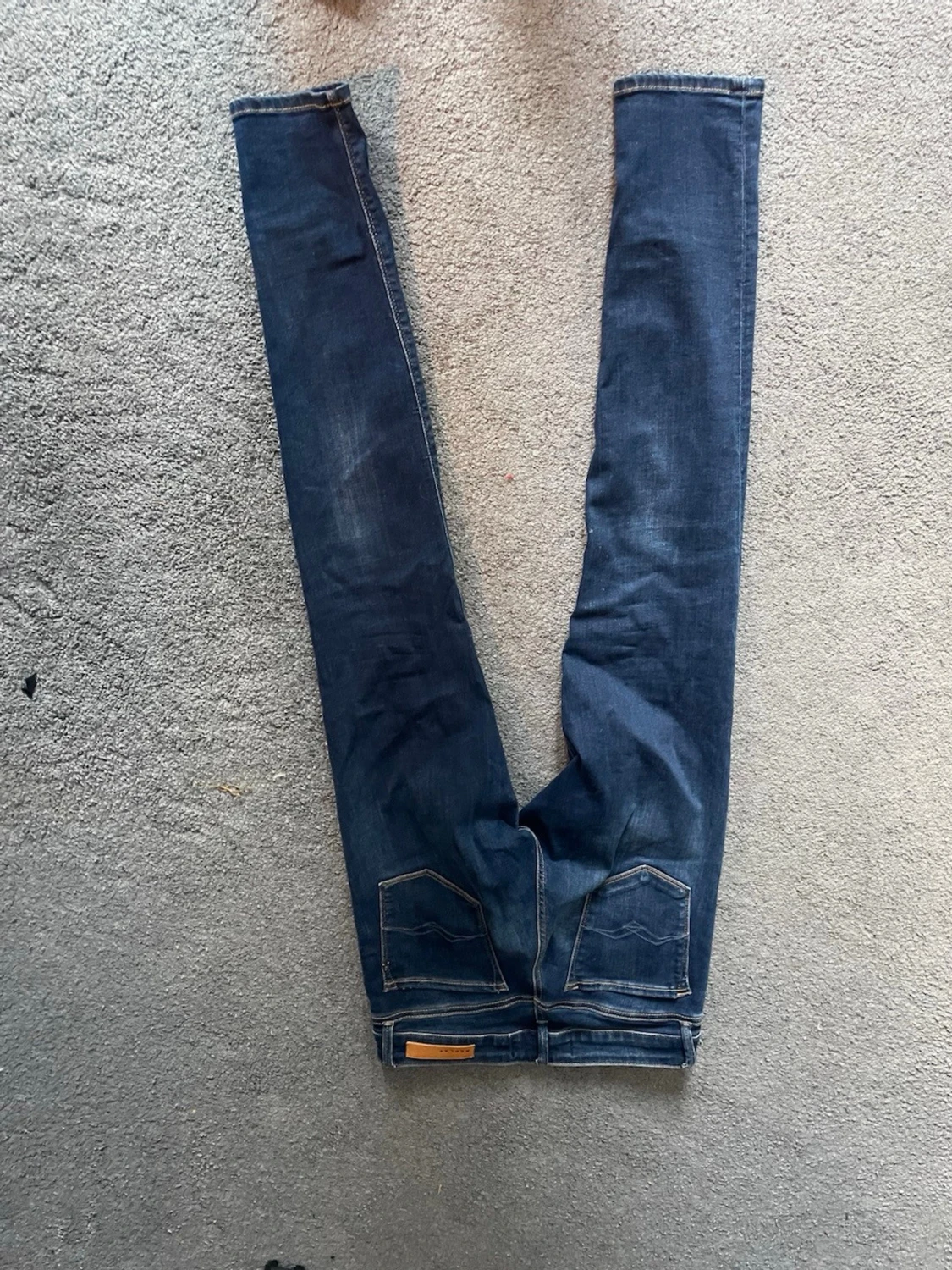 Mörkblå skinny jeans från Replay - 2