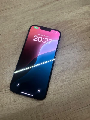 iPhone 13 Pro Max blå - Säljer iPhone 13 Pro Max Färg: Blå Lagring: 128 GB Batterihälsa: 78 %  Telefonen fungerar 