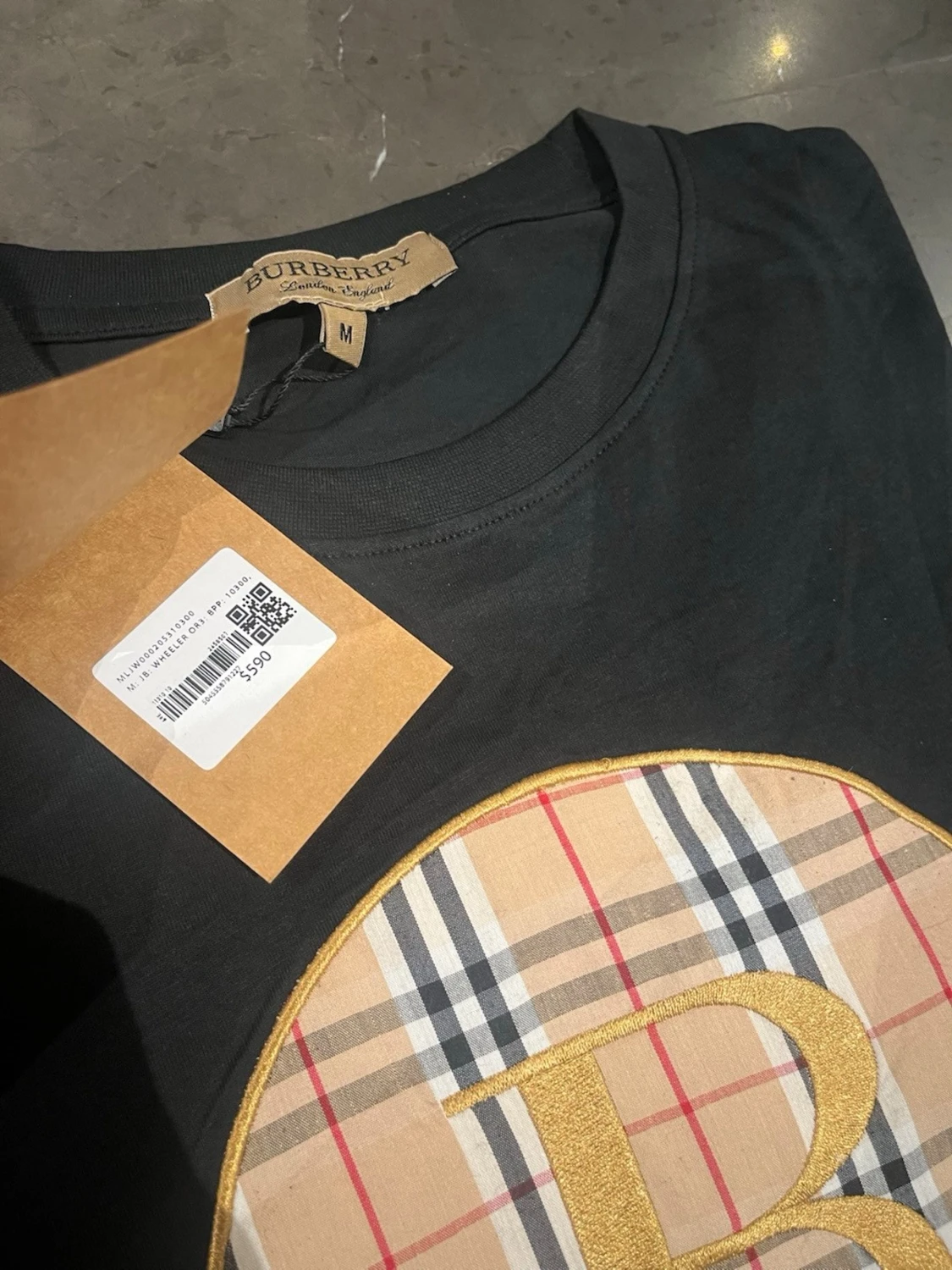 Svart Burberry t-shirt med logga - 1