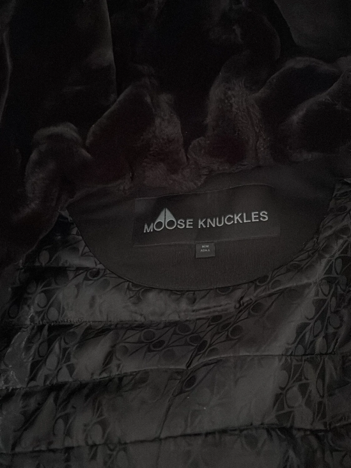 Svart dunjacka från Moose Knuckles - 5