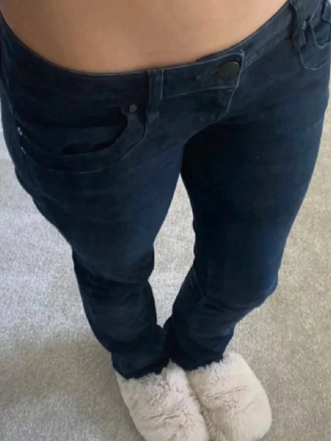 Mörkblå skinny jeans från 811 - 1